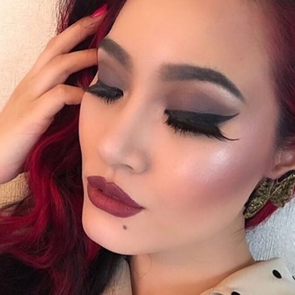 🌟💙LOLITA Medusa Makeup Lipstick NWT - Picture 6 of 8